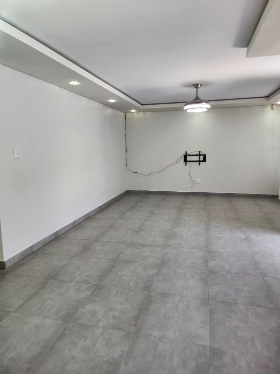 4 Bedroom Property for Sale in Flamwood North West